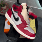 Nike Air Jordan 1 Retro High Chicago Lost and Found 