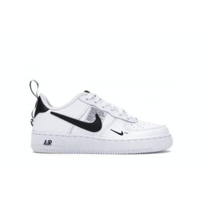 AIRFORCE 1 UTILITY WHITE BLACK 1 53 600x400 1 1