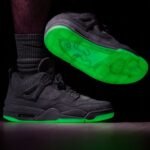 air jordan 4 kaws