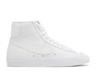 BLAZER MID 77 VINTAGE TRIPLE WHITE 600x427 1 1