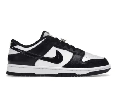 SB DUNK LOW SE ‘WORLD CHAMPS’