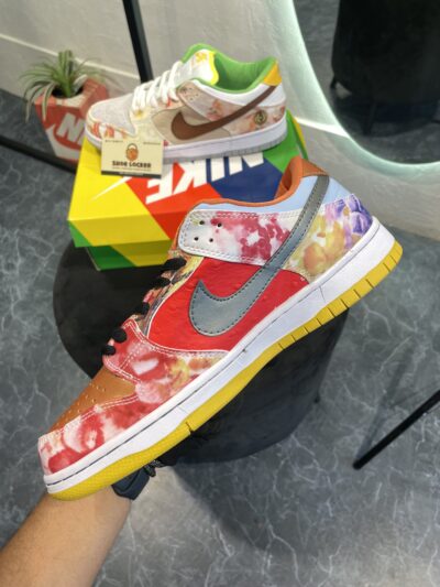 NIKE SB DUNK LOW STREET HAWKER