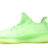 YEEZY BOOST 350 GLOW 4 600x401 1