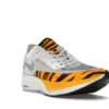 ZOOMX VAPORFLY NEXT 2 BRS TIGER 8 600x450 1