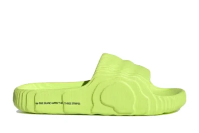 ADILETTE 22 SLIDES SOLAR YELLOW 600x400 1