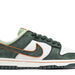 Nike SB DUNK LOW X OTOMO KATSUHIRO SAIL GREEN