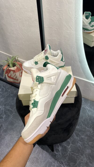 AIR JORDAN 4 PINE GREEN - Image 11
