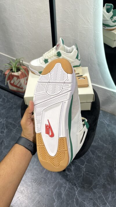 AIR JORDAN 4 PINE GREEN - Image 16