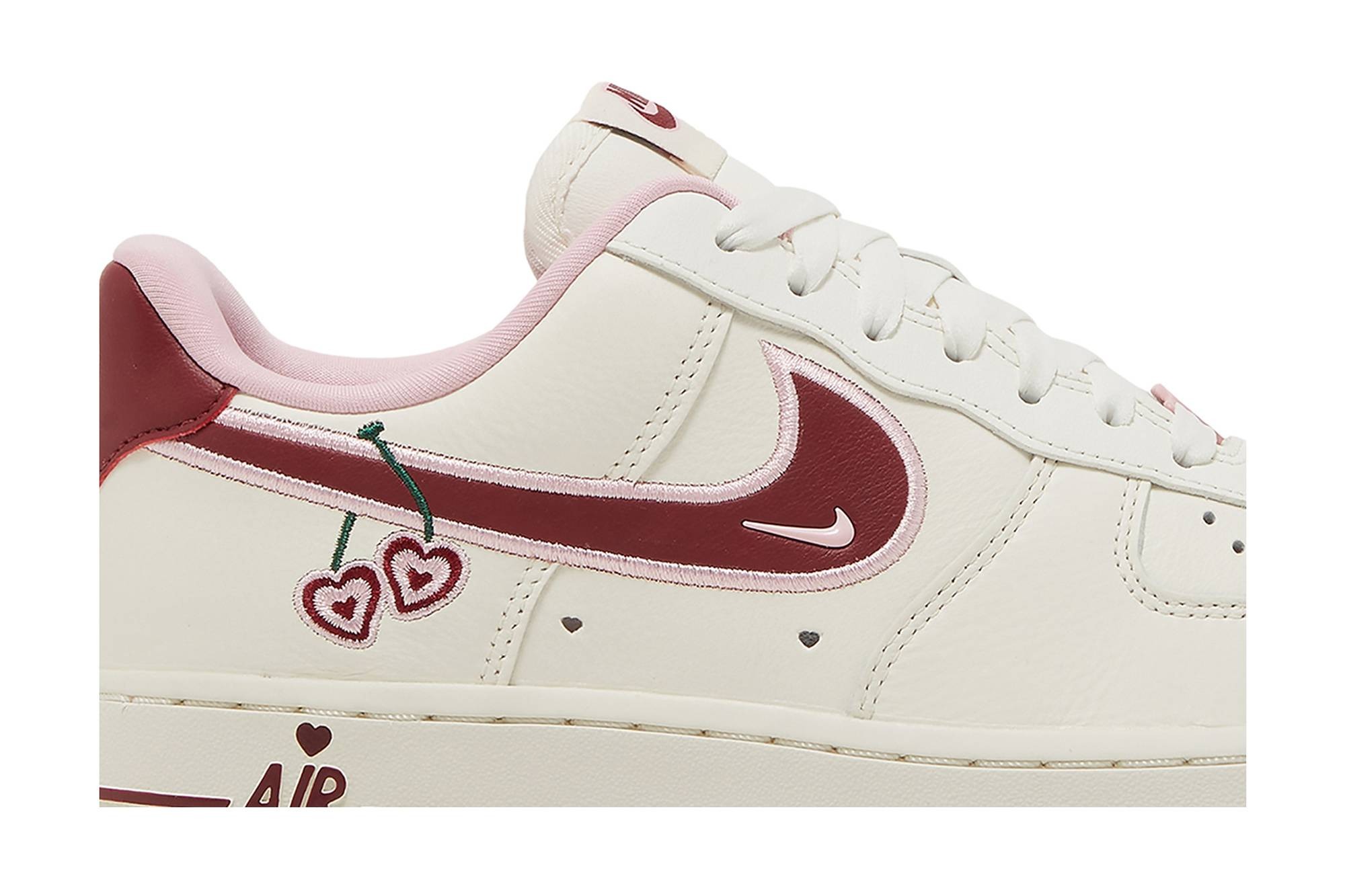 Nike Air Force 1 Valentine's Day - Image 2