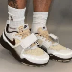 Nike Zoom Field Jaxx Travis Scott Light Chocolate