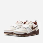Nike Zoom Field Jaxx Travis Scott Light Chocolate