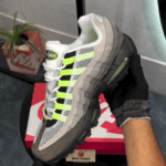 Nike Air Max 95 Neon Big Bubble