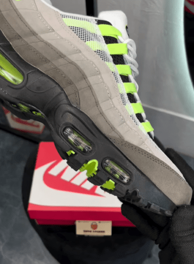Nike Air Max 95 Neon Big Bubble