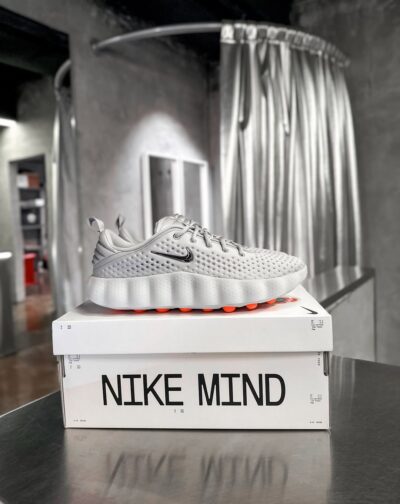 Nike Mind 002 Light Smoke Grey